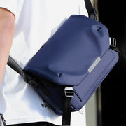 Multifunctional Waterproof Lightweight Anti-theft Messenger Bag With Reflective Strip